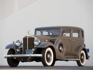 Packard Eight 5-Passenger Sedan 1933 года